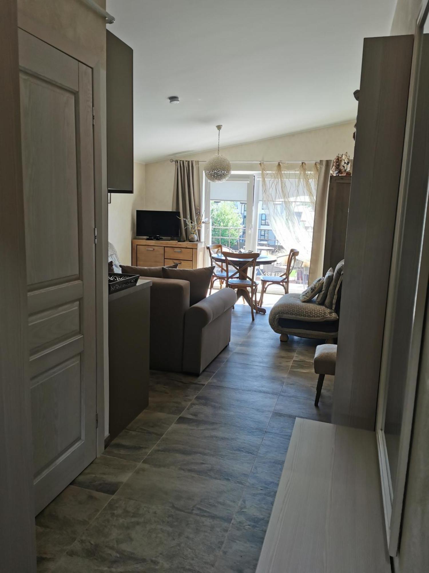 Neringa Apartamentai Palanga Phòng bức ảnh